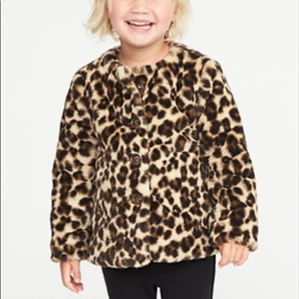 Old Navy Leopard Faux Fur Coat